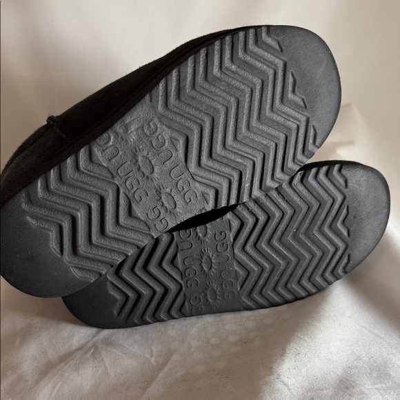 UGG Black Suede Footwear - Picture 7 of 10